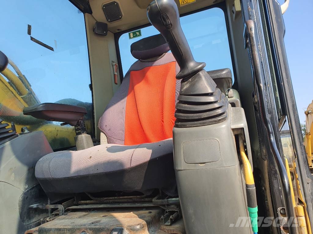 CAT 330 D L Rupsgraafmachines