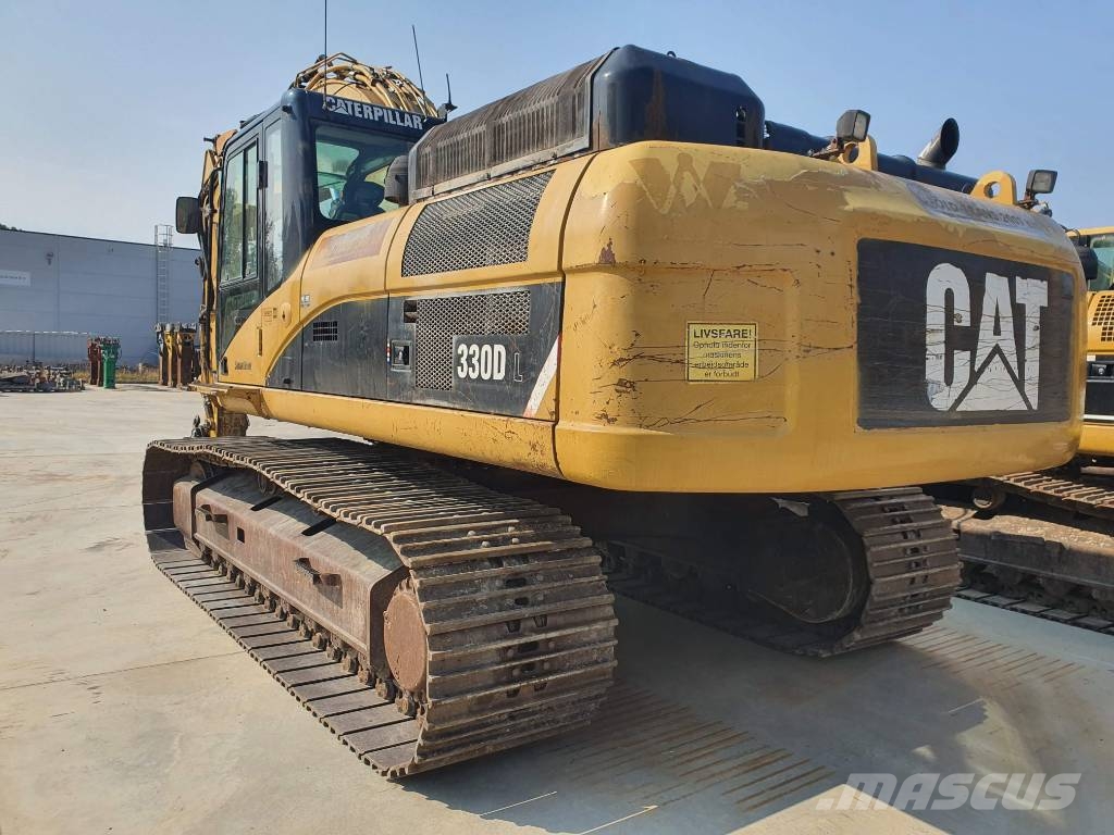 CAT 330 D L Rupsgraafmachines