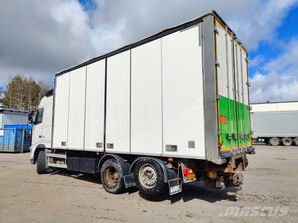 Volvo FH 13 500 Camiones con caja de remolque