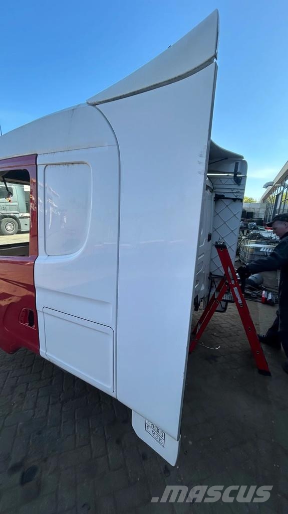 Scania Spoilerset cr 19 Cabine en interieur