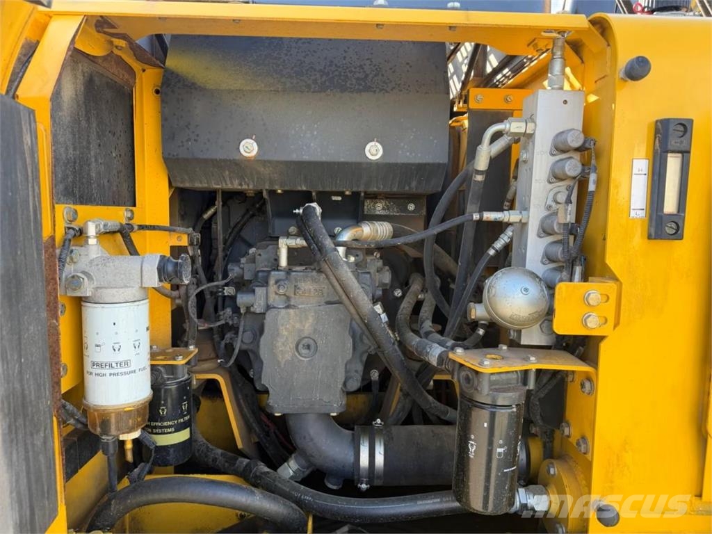 Komatsu PW160-7 EO Bagri na kolesih