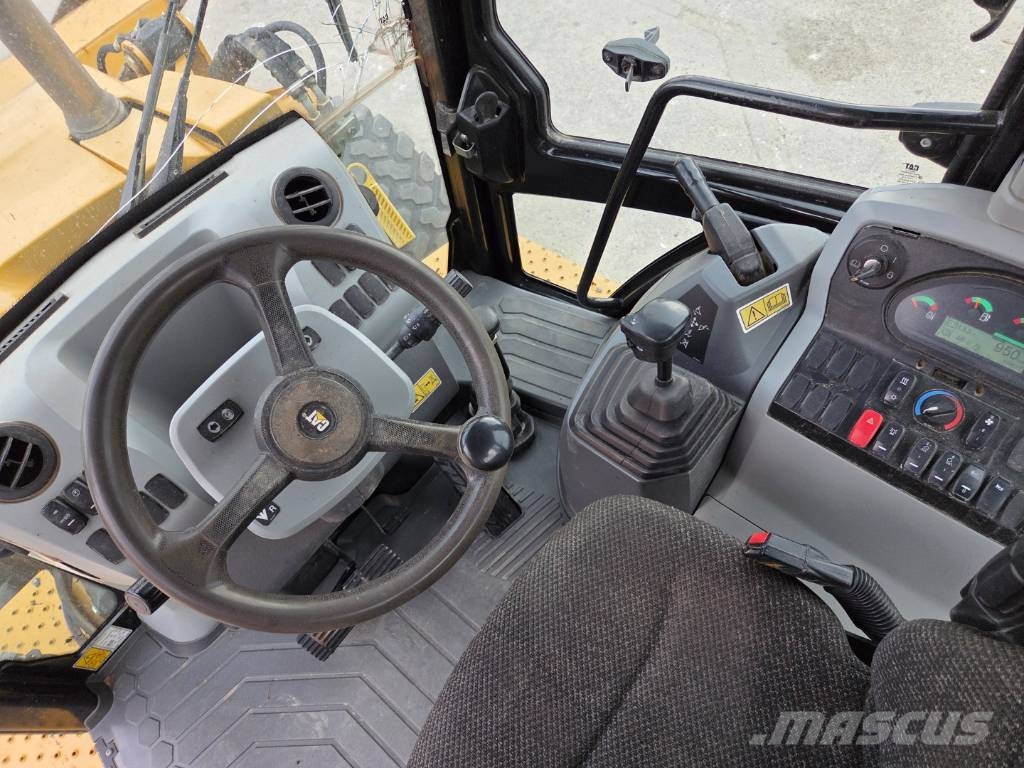 CAT 427 F 2 Εκσκαφείς Φορτωτές τύπου JCB