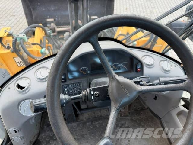 Volvo L 70 F 輪胎式裝載機
