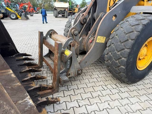Volvo L 70 F 輪胎式裝載機
