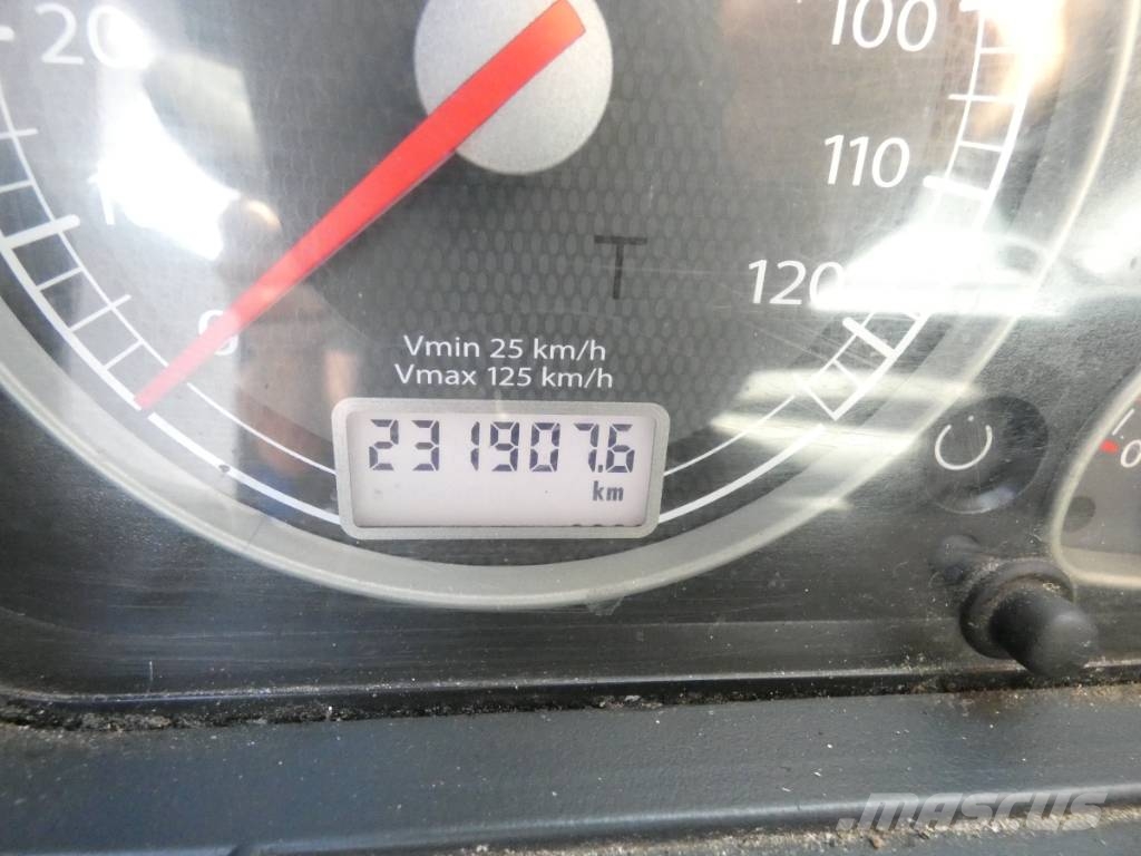 Iveco Stralis-360 Camiones grúa