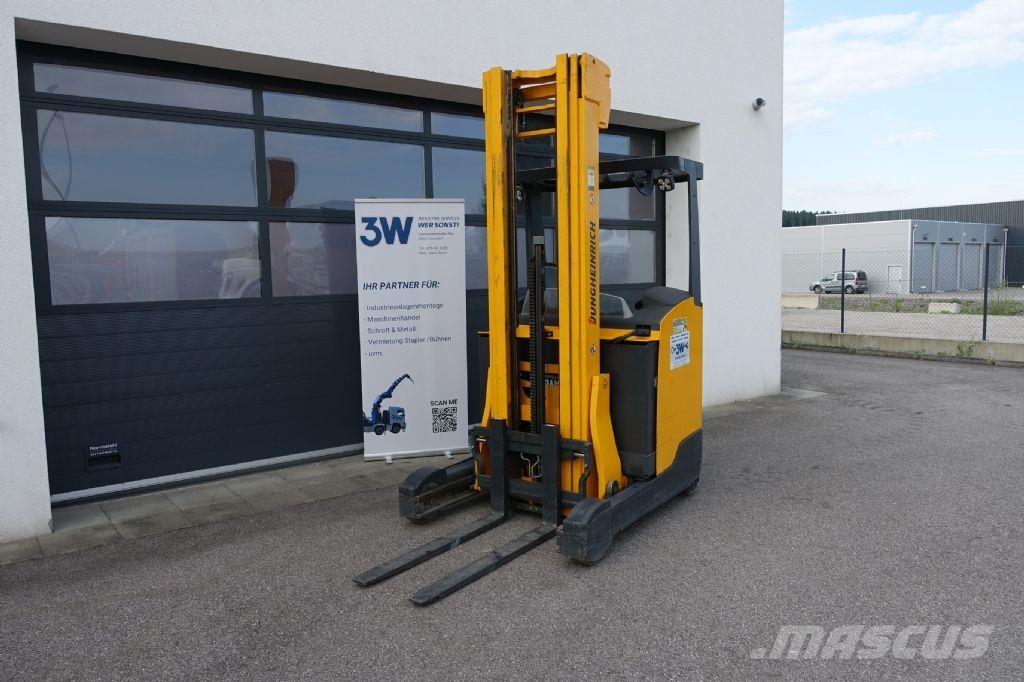 Jungheinrich ETV 214 Schubmaststapler