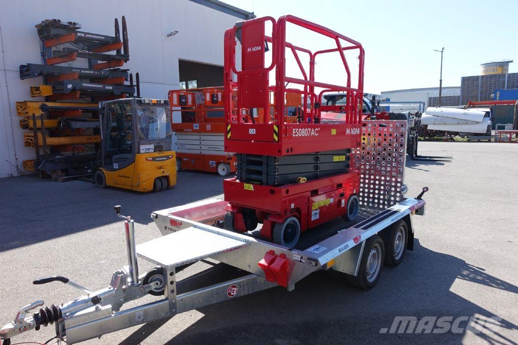 Magni Arbeitsbühne inkl. Transporthänger رافعات مقصية الشكل