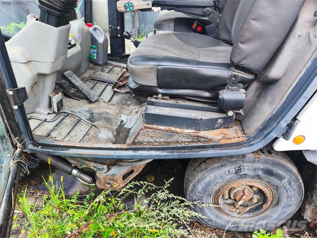 Johnston 142A 101T SWEEPERS Citi