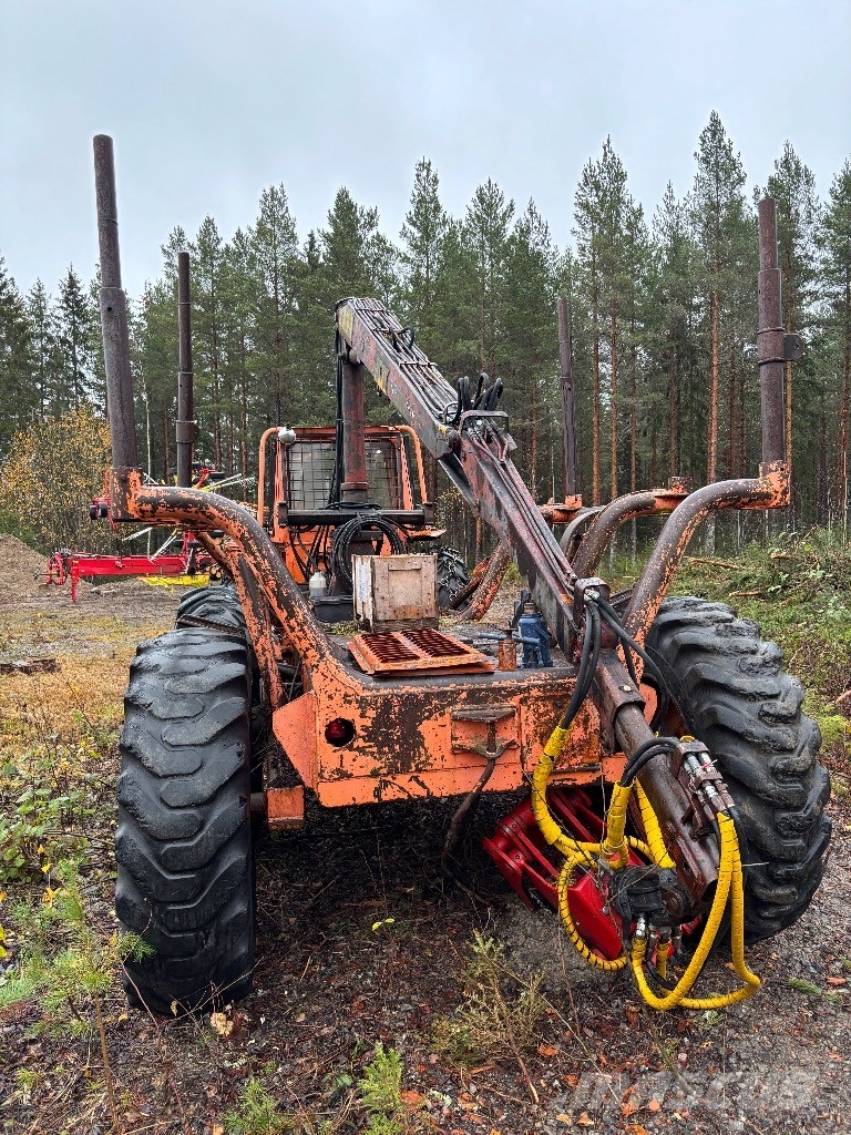 Hemek 650 Lesné traktory
