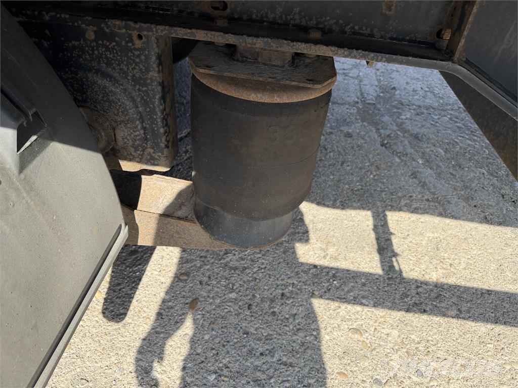 Kögel SN 24 VIN 703 Semirremolques de caja de lona