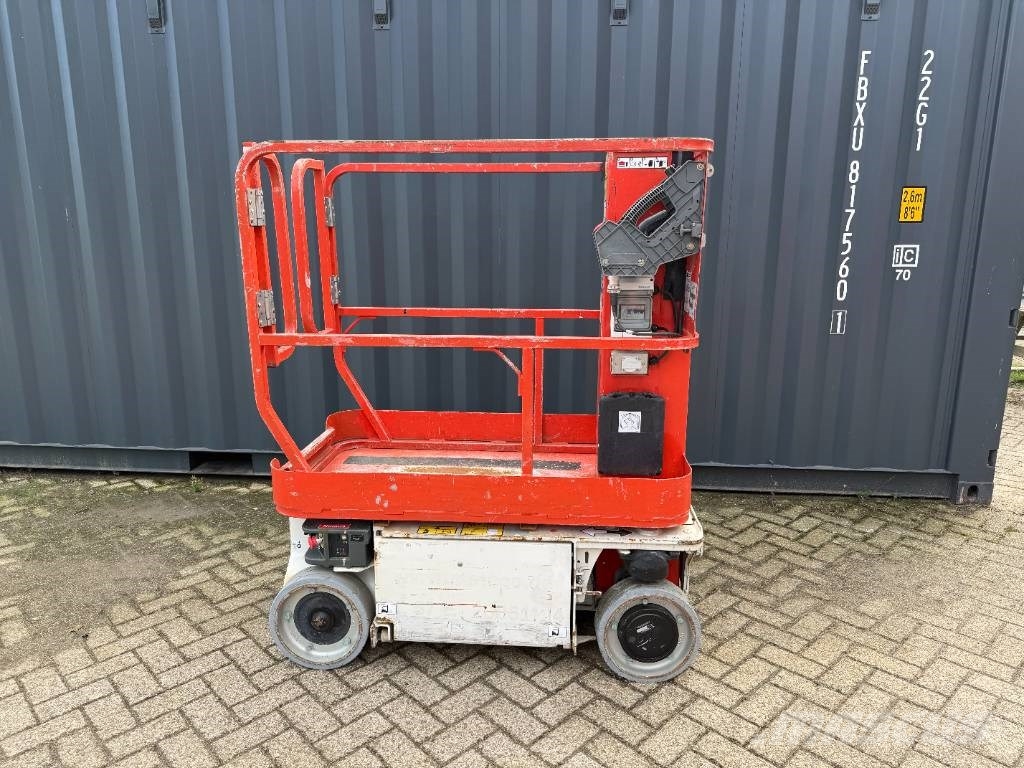 JLG 1230 ES Masthoogwerker met nieuwe keuring. Підйомники-ножиці