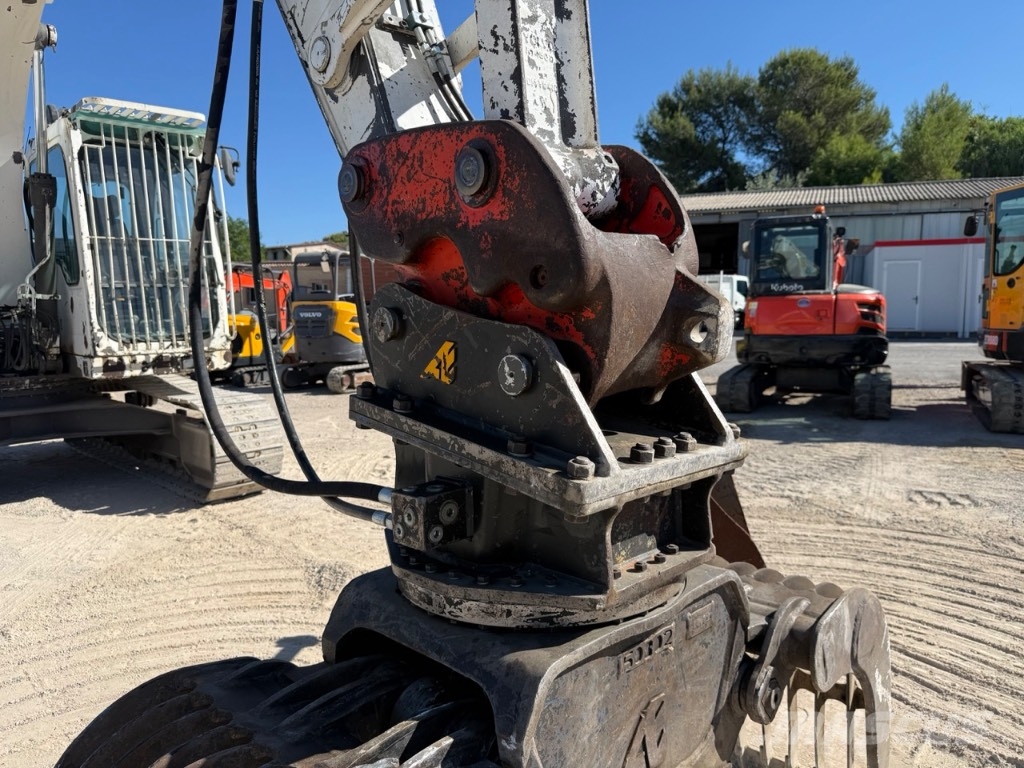 Volvo EC 140 B LC 大型油圧ショベル12t以上(パワーショベル・ユンボ)