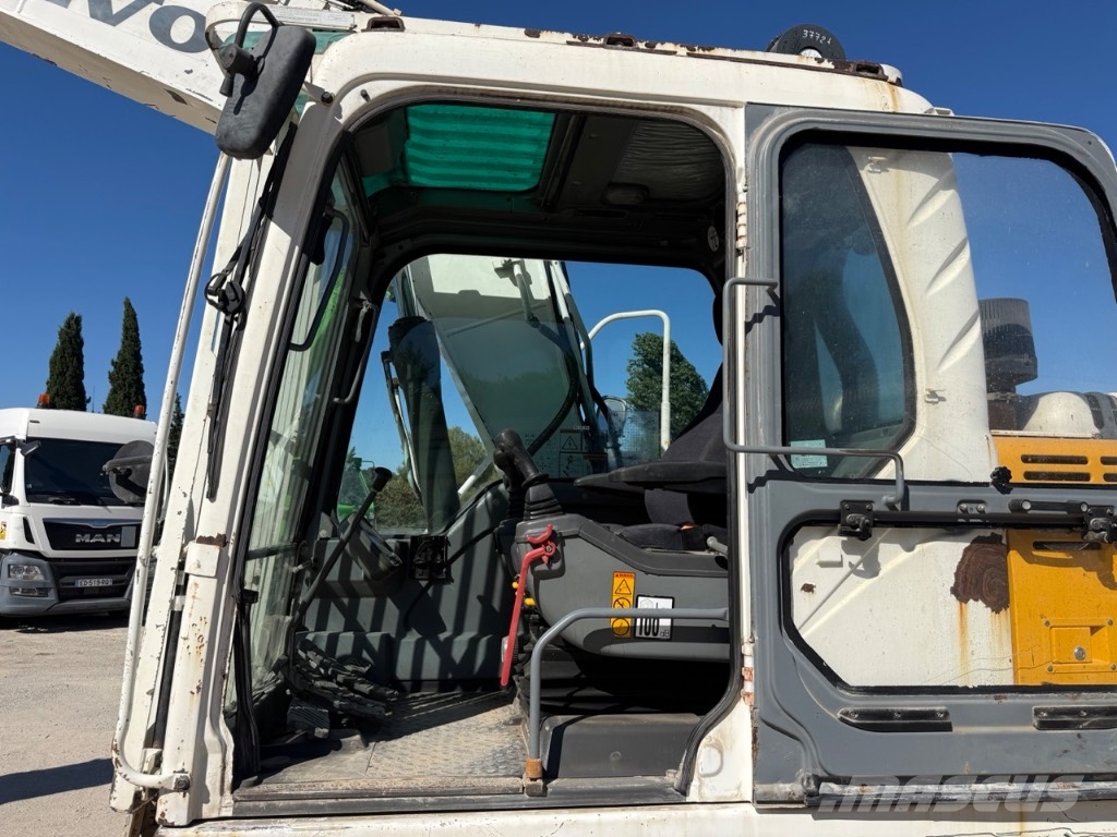 Volvo EC 140 B LC 大型油圧ショベル12t以上(パワーショベル・ユンボ)