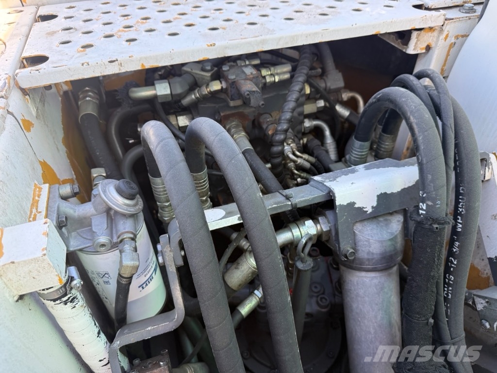 Volvo EC 140 B LC 大型油圧ショベル12t以上(パワーショベル・ユンボ)
