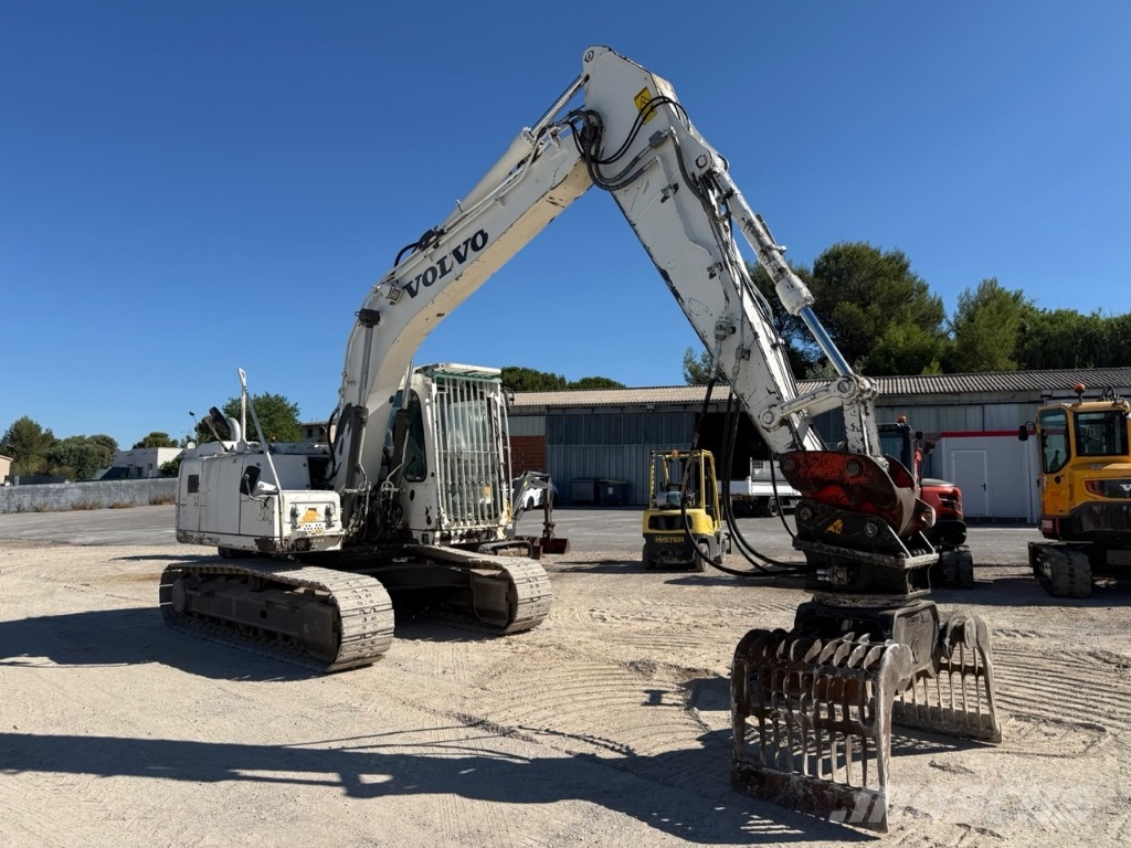Volvo EC 140 B LC 大型油圧ショベル12t以上(パワーショベル・ユンボ)