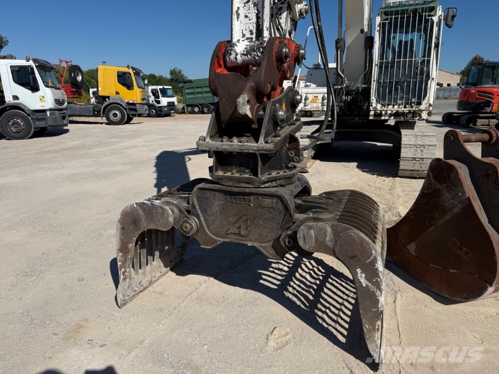 Volvo EC 140 B LC 大型油圧ショベル12t以上(パワーショベル・ユンボ)