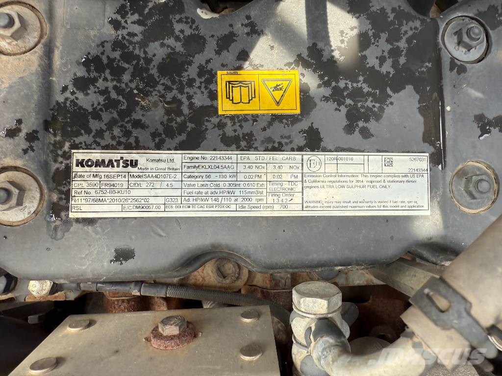 Komatsu HB 215 LC2 Rupsgraafmachines
