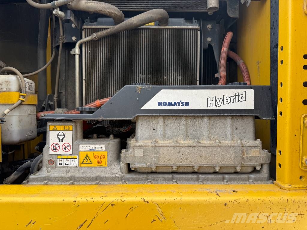 Komatsu HB 215 LC2 Rupsgraafmachines