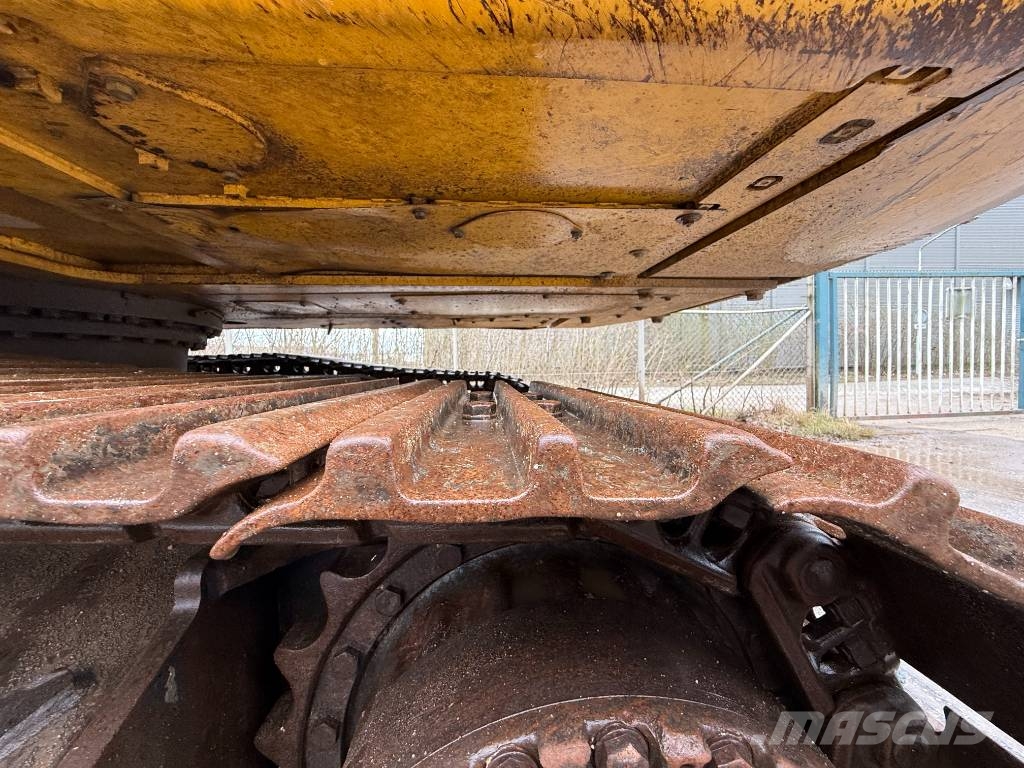 Komatsu HB 215 LC2 Rupsgraafmachines