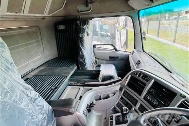 UD TRUCKS QUON Otros camiones