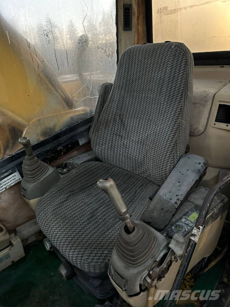 CAT 325BL Telakaivukoneet