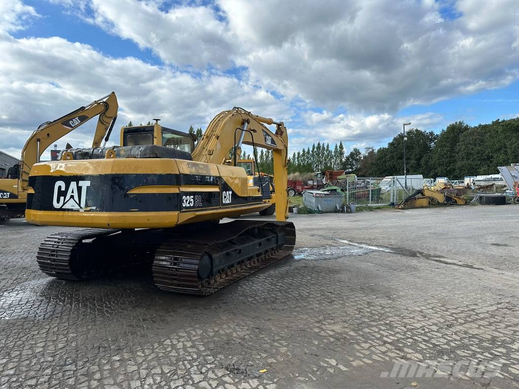 CAT 325BL Telakaivukoneet