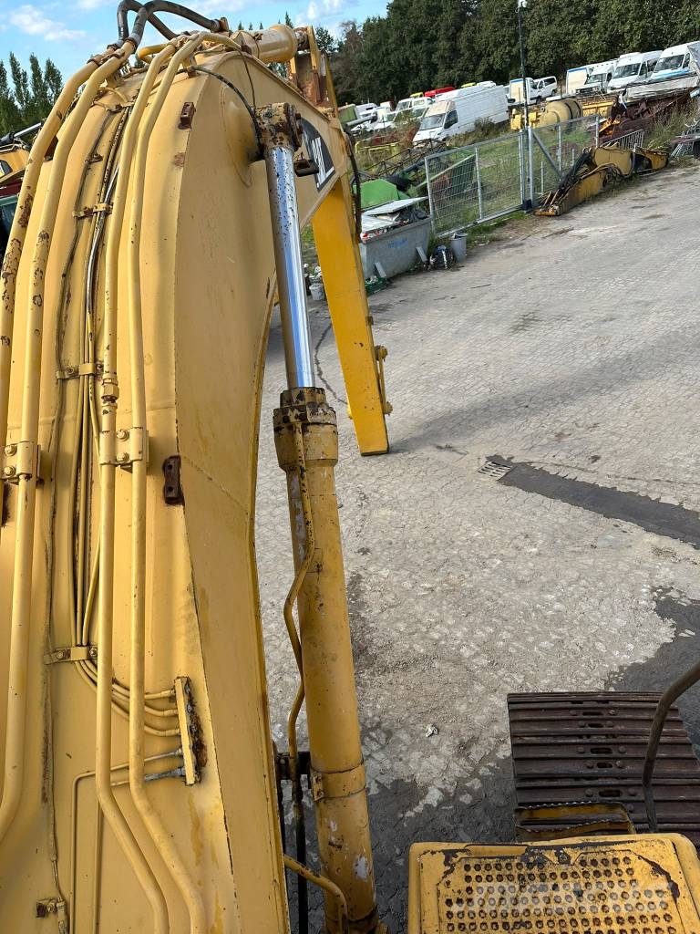 CAT 325BL Telakaivukoneet
