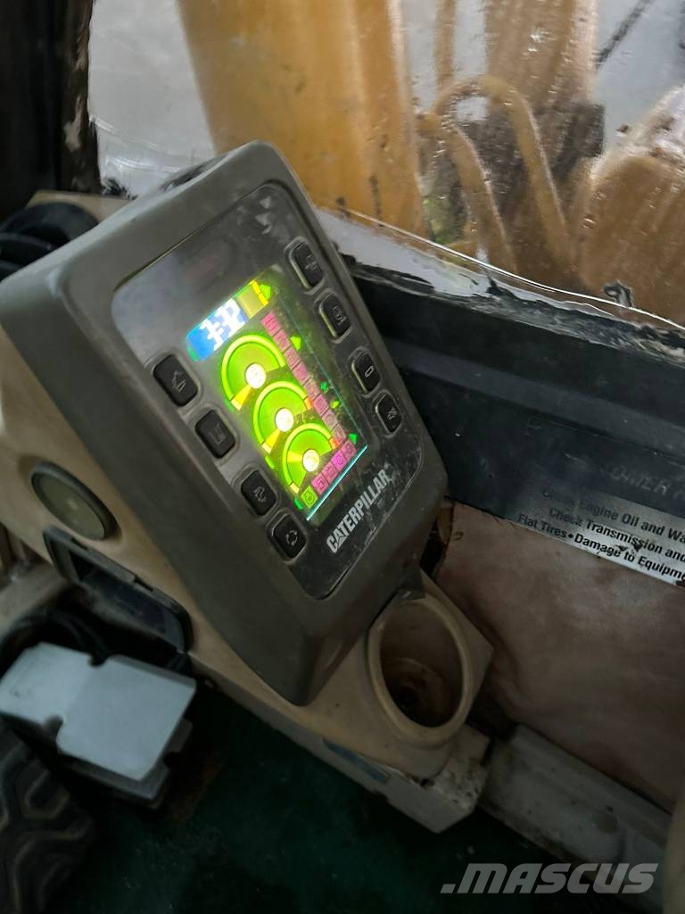 CAT 325BL Telakaivukoneet