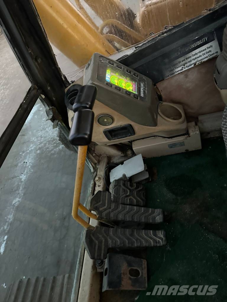 CAT 325BL Telakaivukoneet