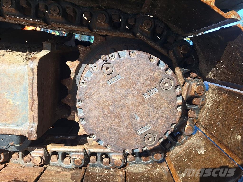 Kobelco SK210LC-10 800MM TELAT, KALLISTAJA Escavadeiras de esteiras