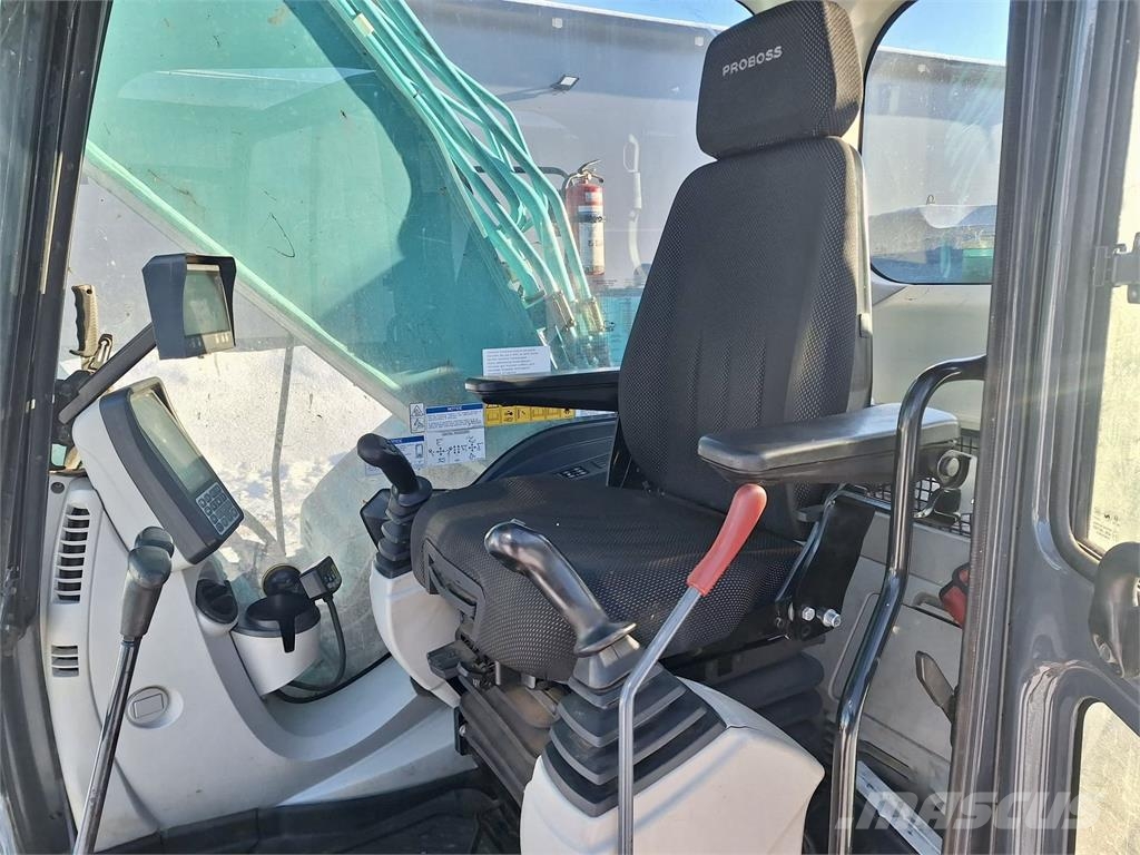 Kobelco SK210LC-10 800MM TELAT, KALLISTAJA Escavadeiras de esteiras
