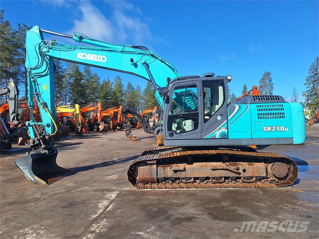 Kobelco SK210LC-10 800MM TELAT, KALLISTAJA Escavadeiras de esteiras