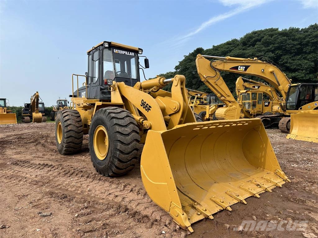 CAT 966 F Incarcator pe pneuri