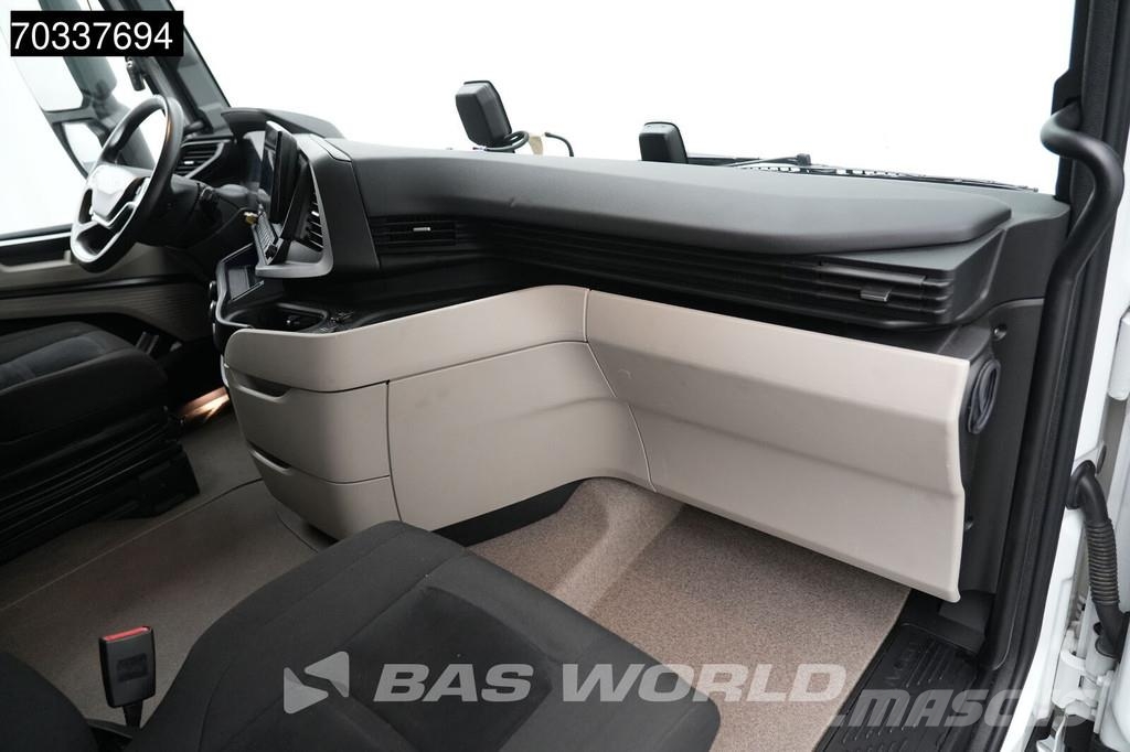 Iveco S-Way 460 4X2 Mega 2x Tanks Standklima Navi ACC Vilcēji