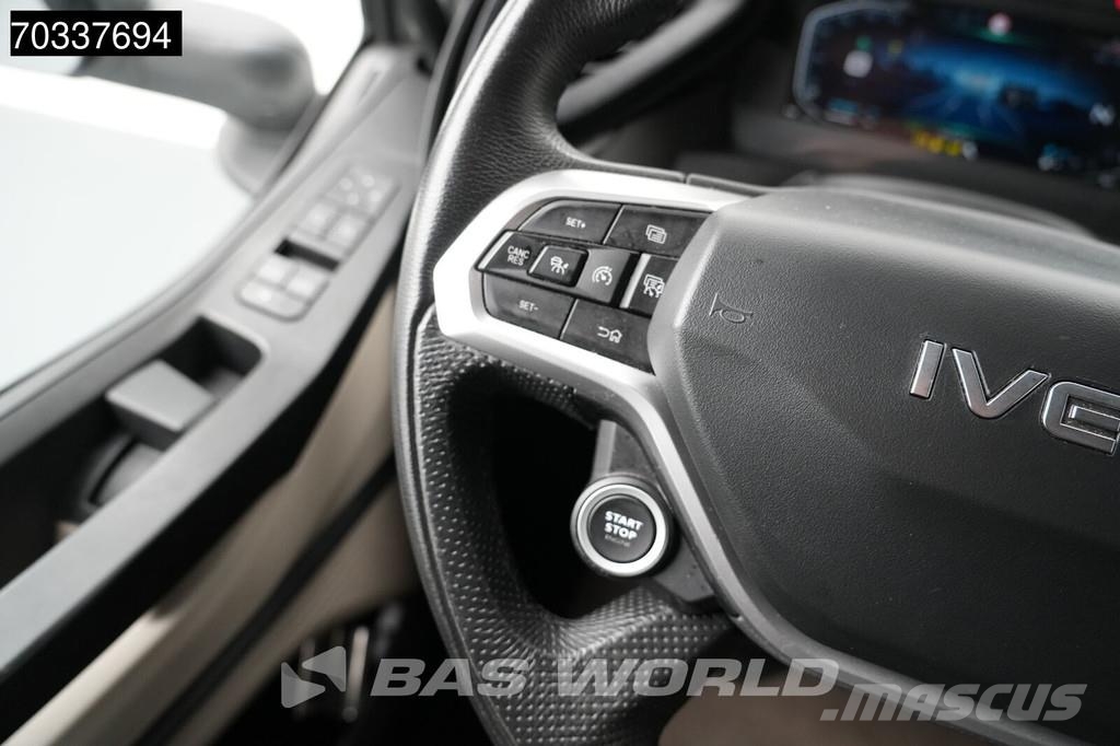 Iveco S-Way 460 4X2 Mega 2x Tanks Standklima Navi ACC Vilcēji