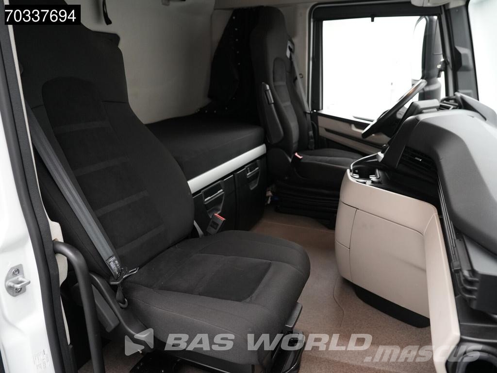 Iveco S-Way 460 4X2 Mega 2x Tanks Standklima Navi ACC Vilcēji