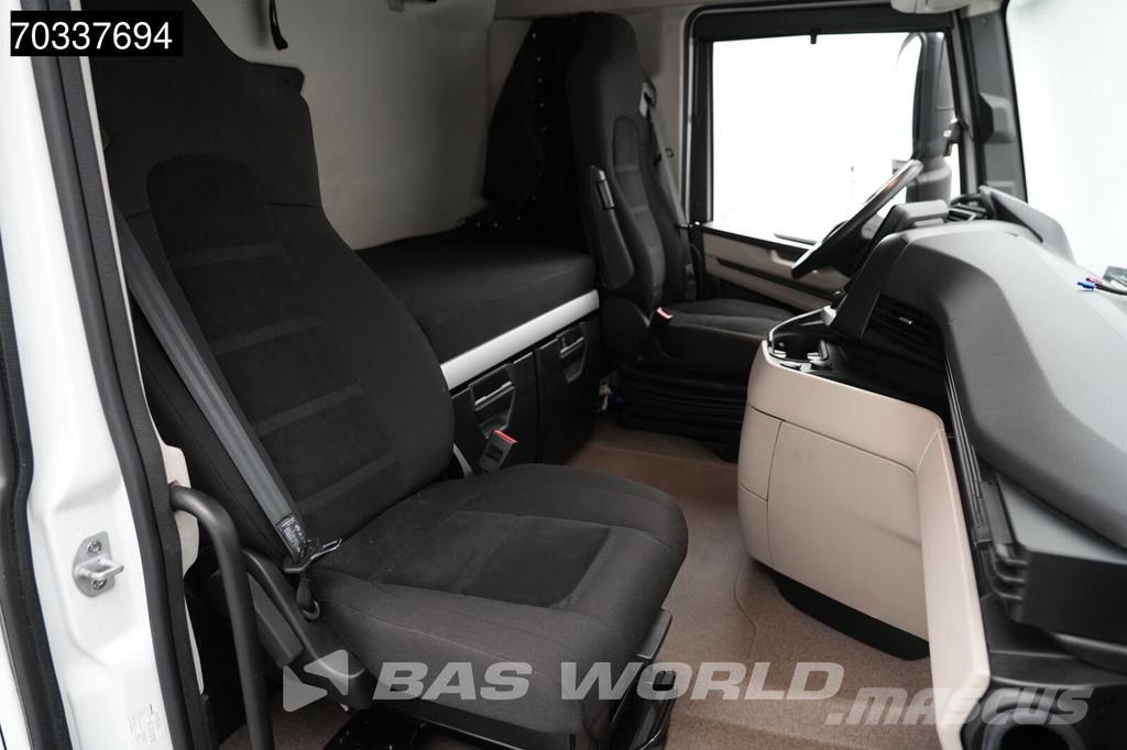 Iveco S-Way 460 4X2 Mega 2x Tanks Standklima Navi ACC Vilcēji