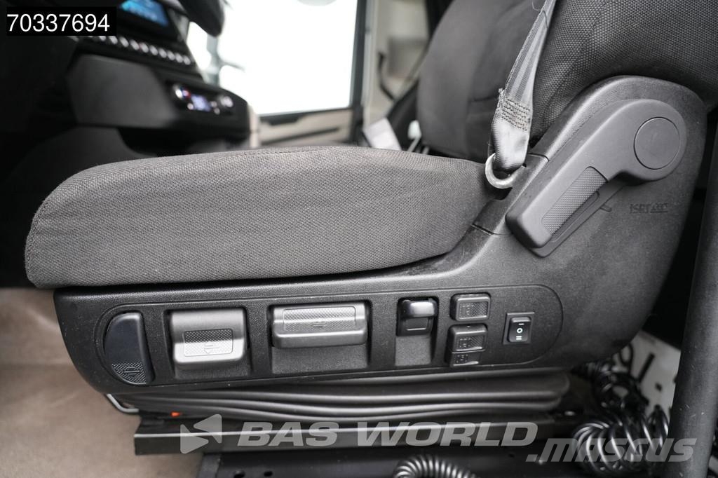 Iveco S-Way 460 4X2 Mega 2x Tanks Standklima Navi ACC Vilcēji