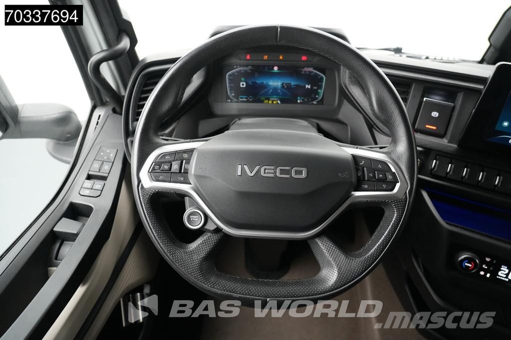 Iveco S-Way 460 4X2 Mega 2x Tanks Standklima Navi ACC Vilcēji