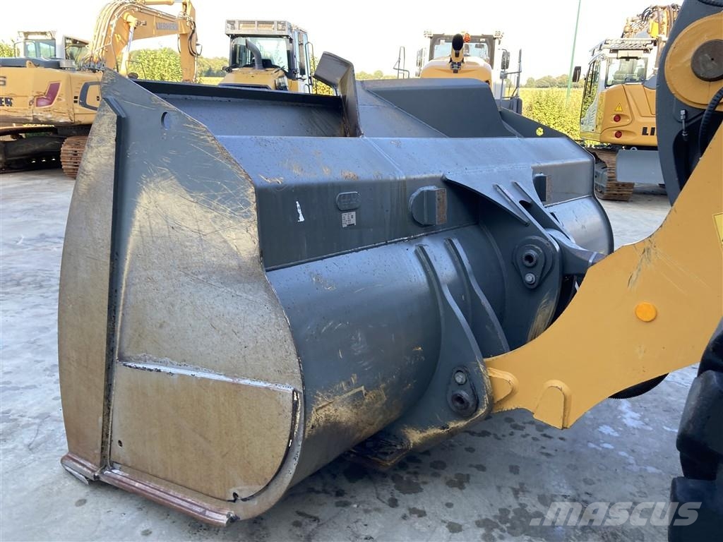 Liebherr L 566 XPower لوادر بعجل