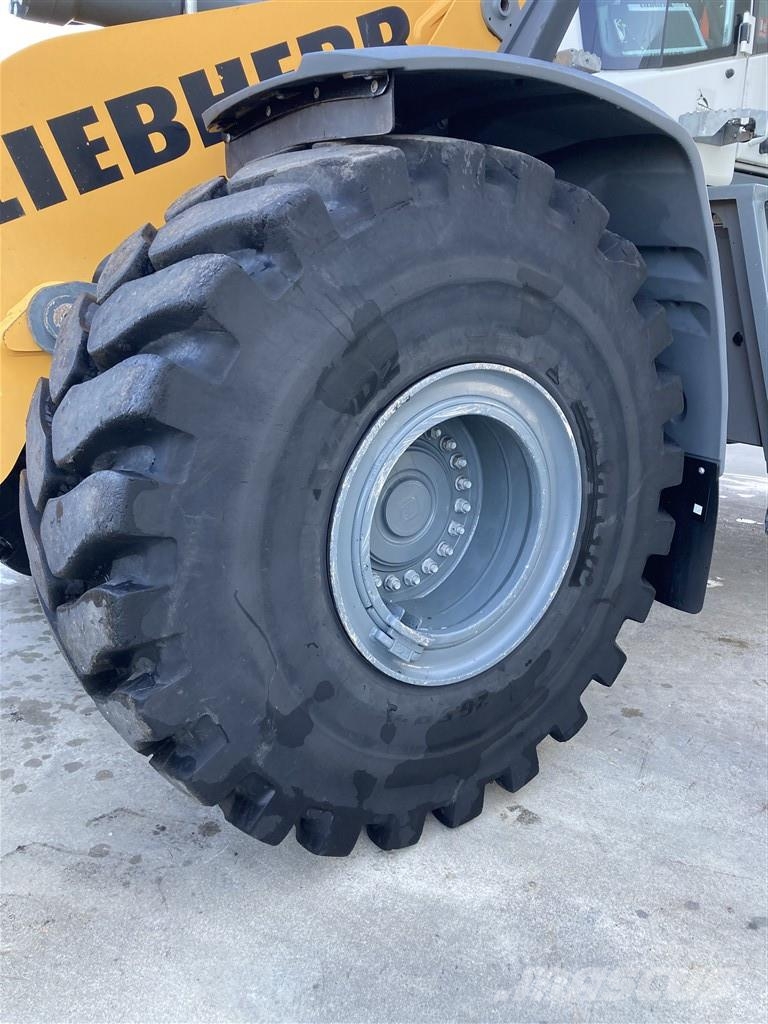 Liebherr L 566 XPower لوادر بعجل