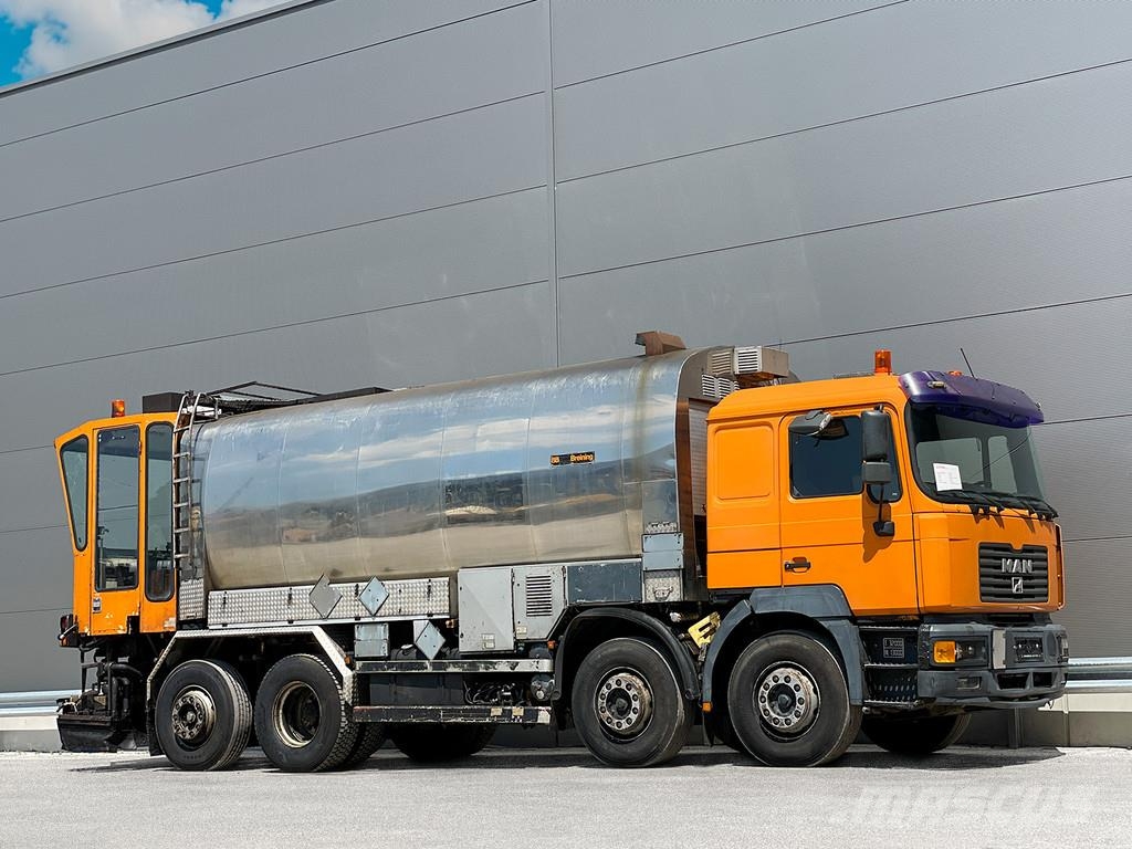 MAN Breining 34.414 8x2 Bitumen sprayers