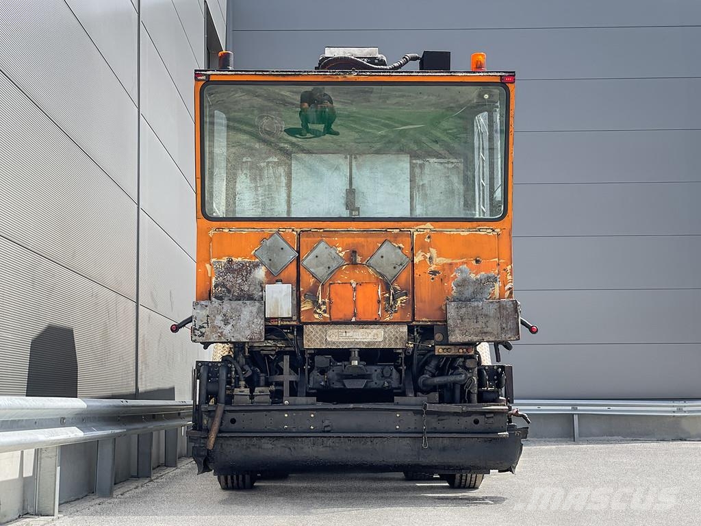 MAN Breining 34.414 8x2 Bitumen sprayers