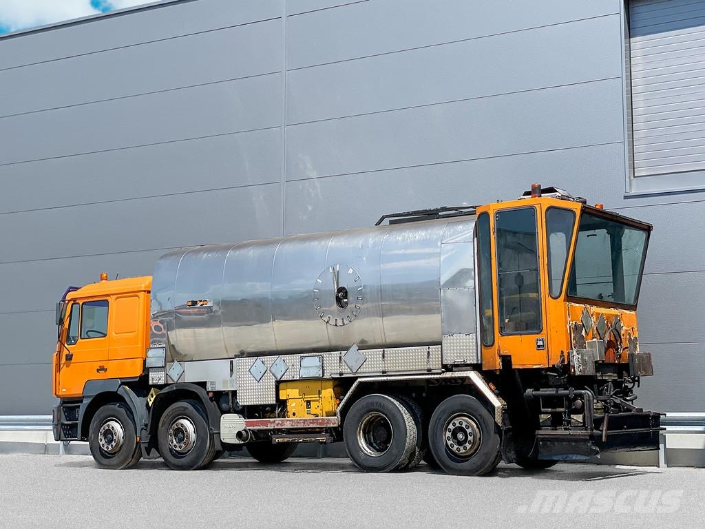 MAN Breining 34.414 8x2 Bitumen sprayers
