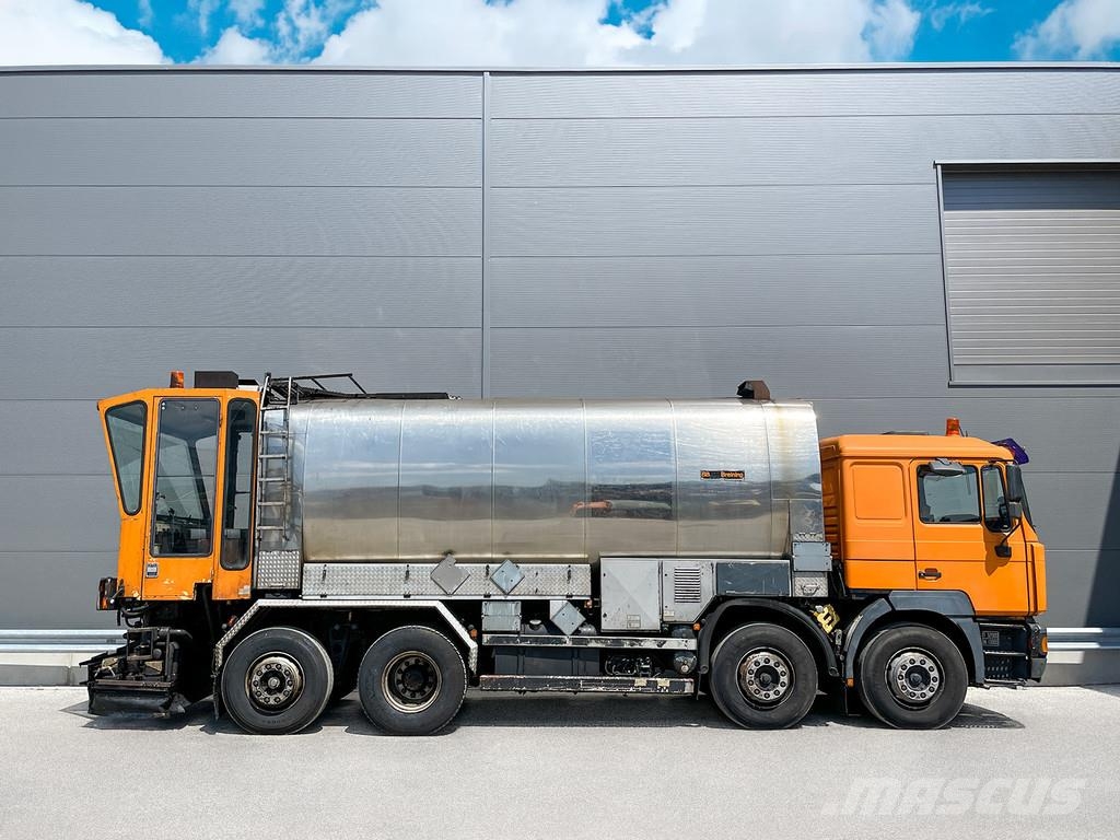 MAN Breining 34.414 8x2 Bitumen sprayers