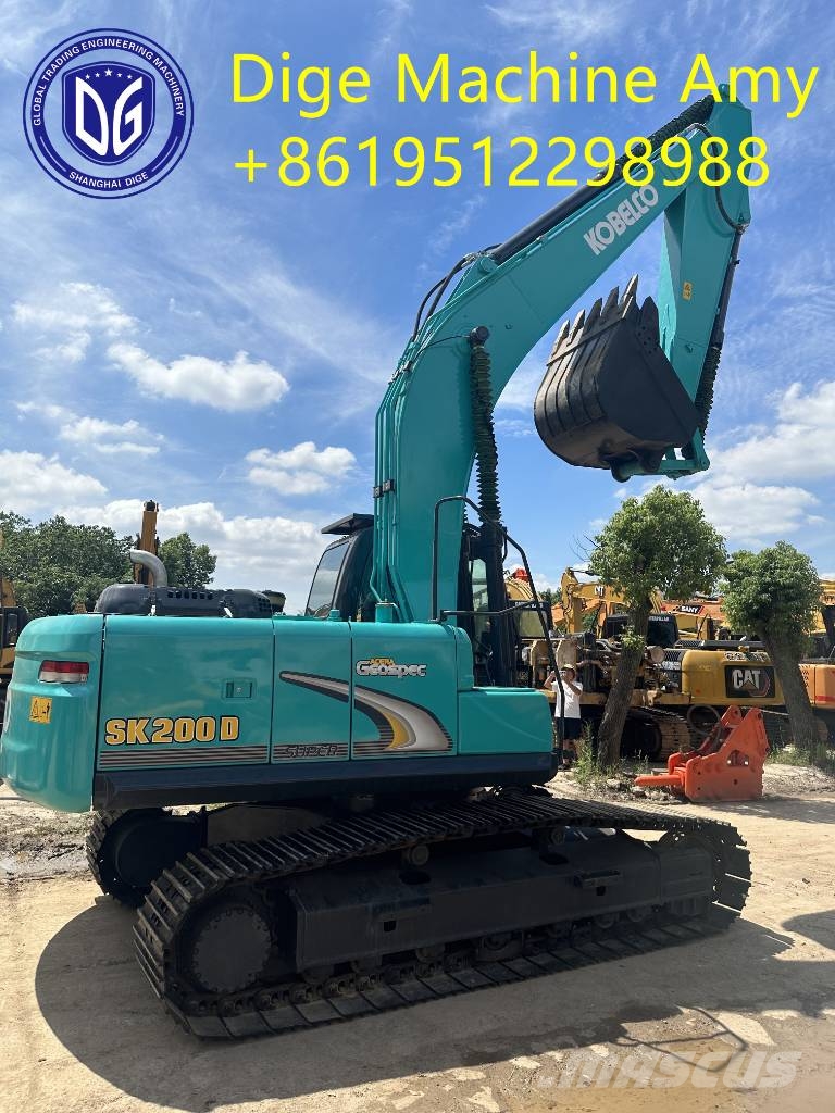 Kobelco SK 200-8 Гусеничні екскаватори