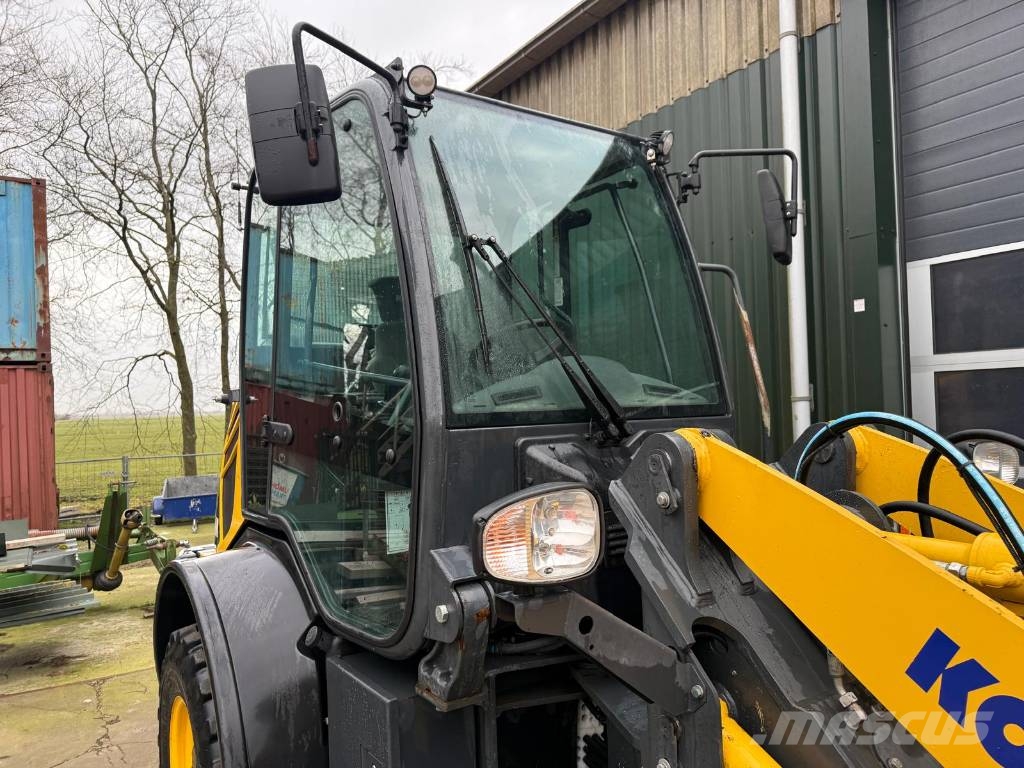Komatsu WA 80 M-8 Ładowarki kołowe