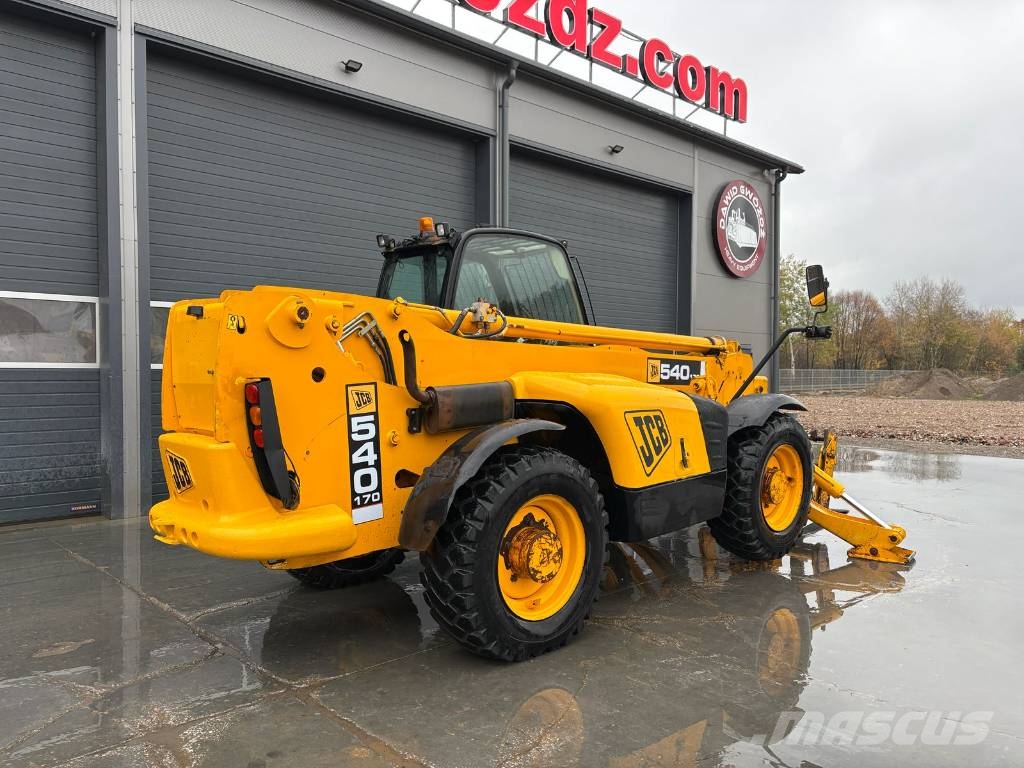 JCB 540-170 مناولات متداخلة