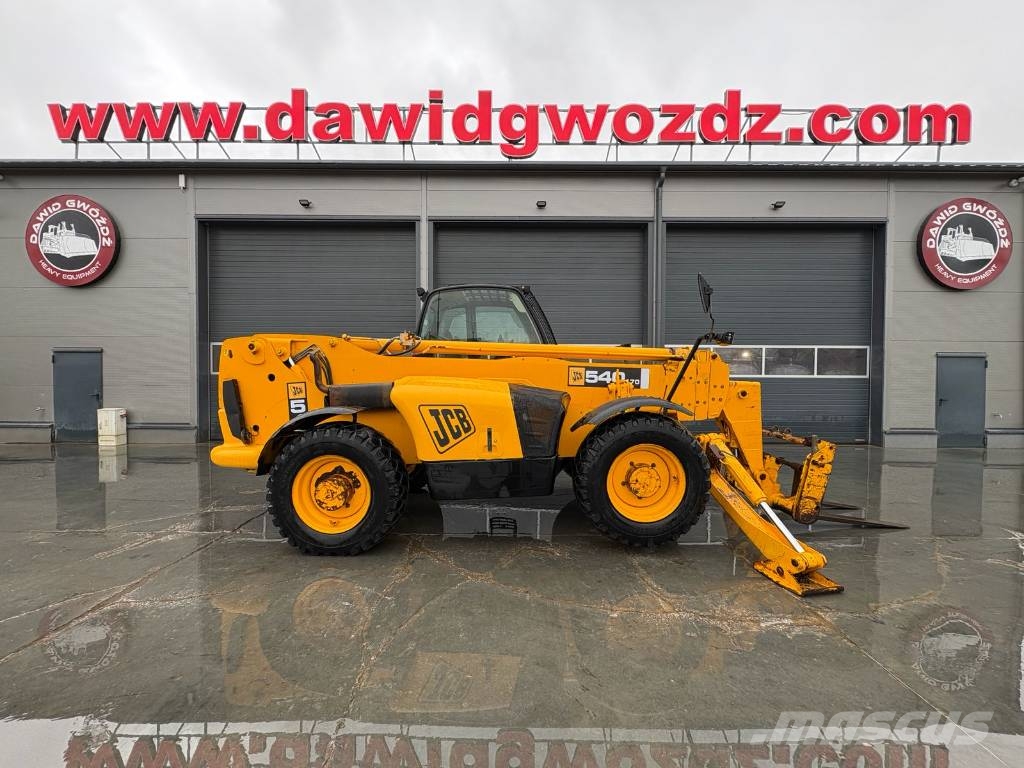 JCB 540-170 مناولات متداخلة