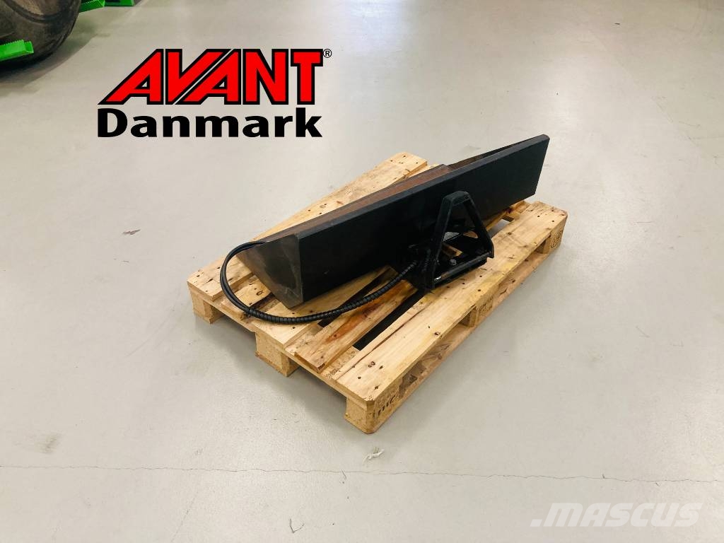 Egholm Skovl med tip 100 cm Egyéb kommunális gépek